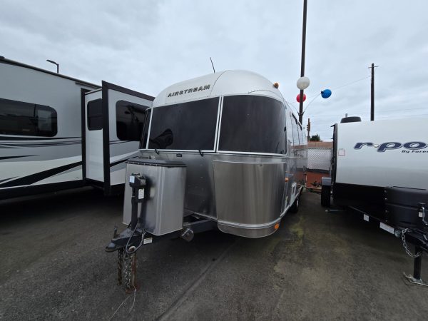 2015 Airstream Flying Cloud M-20 - Image 14