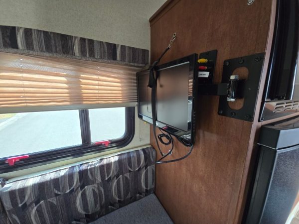 2015 Forest River R-Pod 172 - Image 13