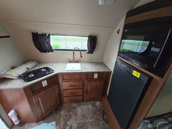 2015 Forest River R-Pod 179 - Image 15