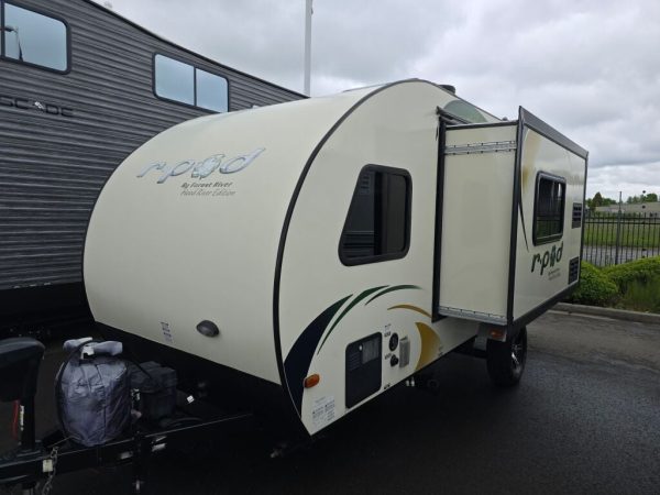 2015 Forest River R-Pod 179 - Image 3