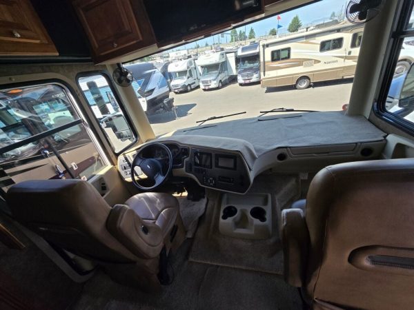 2015 Tiffin Motorhomes Allegro 34TGA - Image 5