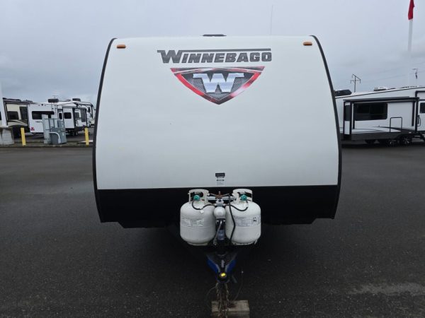 2015 Winnebago Minnie 2201DS - Image 2