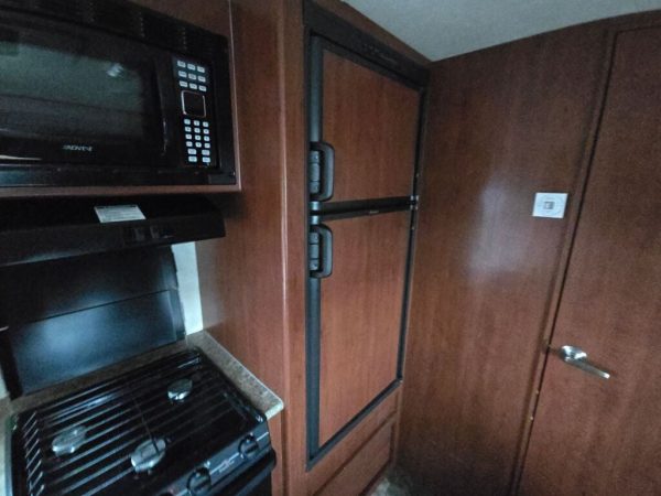2015 Winnebago Minnie 2201DS - Image 22