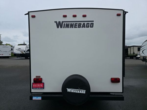2015 Winnebago Minnie 2201DS - Image 6