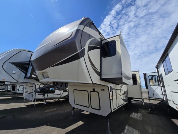 2016 Keystone Montana LEGACY 3160RL - Image 17