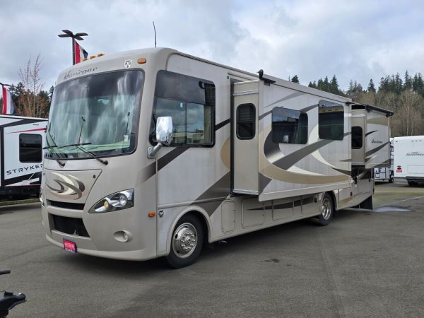 2016 Thor Motor Coach Hurricane 31S
