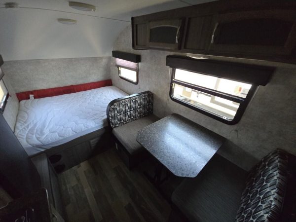 2016 Winnebago Winnie Drop 170S - Image 8