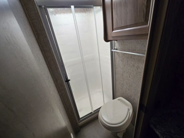 2017 Coachmen Prism 2150LE - Image 8