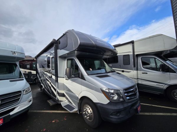 2017 Forest River Sunseeker 2400W MBS - Image 2