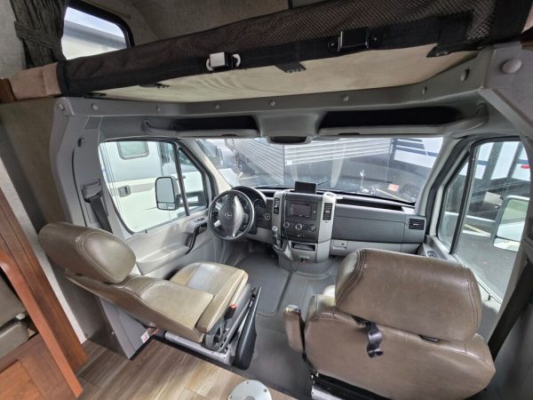 2017 Forest River Sunseeker 2400W MBS - Image 5