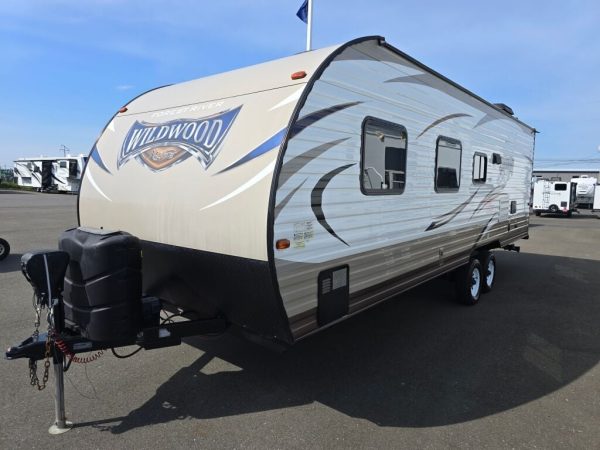 2017 Forest River Wildwood X-Lite 261BHXL - Image 3