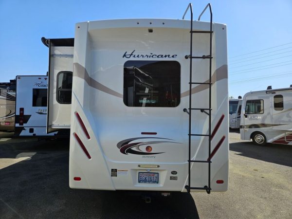 2017 Thor Motor Coach Hurricane 31S - Image 5