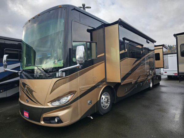 2017 Tiffin Motorhomes Phaeton 36GH - Image 2