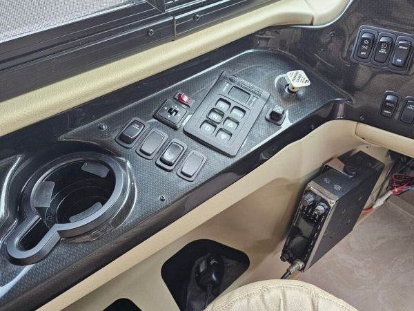 2017 Tiffin Motorhomes Phaeton 36GH - Image 27