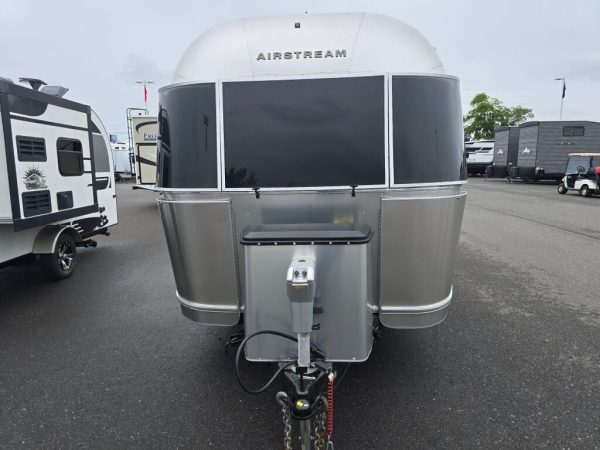 2018 Airstream Bambi Sport 22FB - Image 2