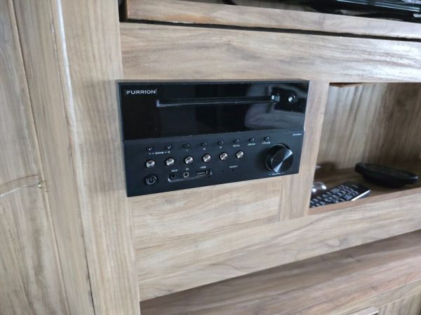 2018 Coachmen Freedom Express Deep Slide 231RBDS - Image 18