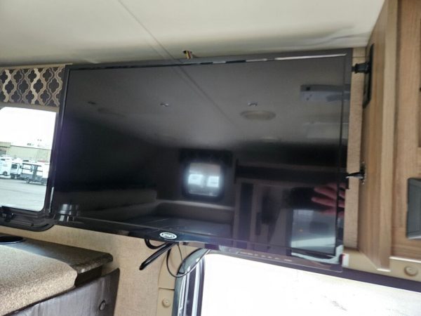 2018 Dynamax Isata 3 Series 24FW - Image 14