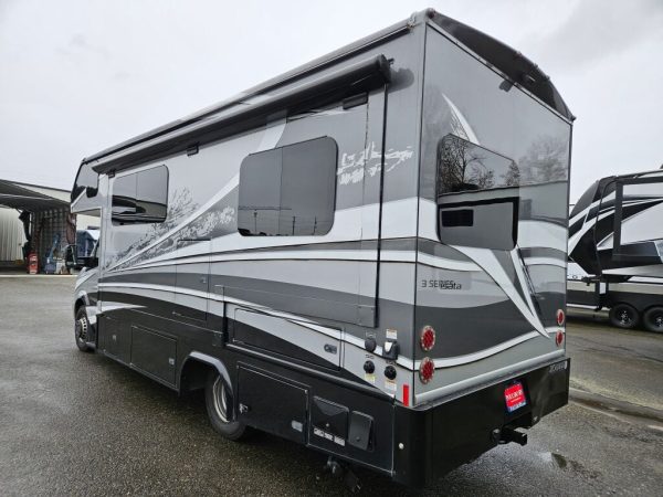 2018 Dynamax Isata 3 Series 24FW - Image 3