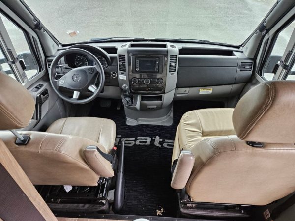 2018 Dynamax Isata 3 Series 24FW - Image 5