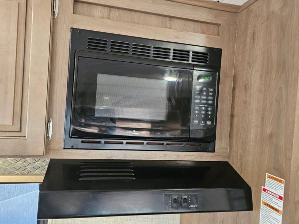 2018 Forest River Georgetown 3 Series GT3 30X3 - Image 18
