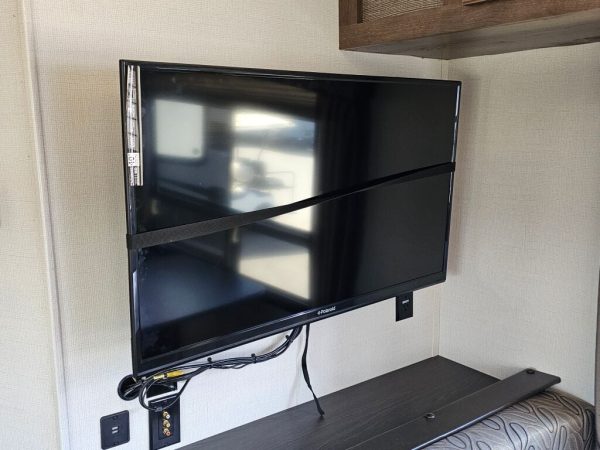 2018 Forest River Wildcat Maxx 245RGX - Image 25