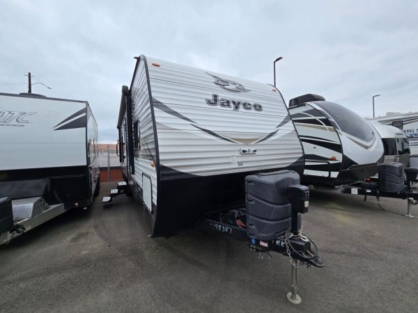 2018 Jayco Jay Feather 29RKS - Image 2