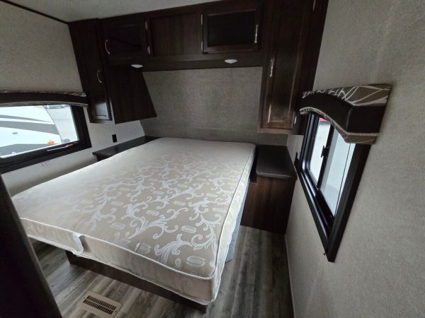2018 Jayco Jay Feather 29RKS - Image 13