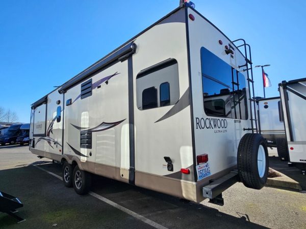 2018 Rockwood Ultra Lite 2906WS - Image 3