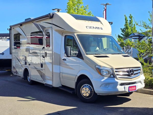 2018 Thor Motor Coach Gemini 24TX - Image 18