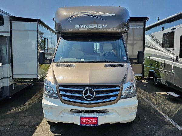 2018 Thor Motor Coach Synergy SD24 - Image 2