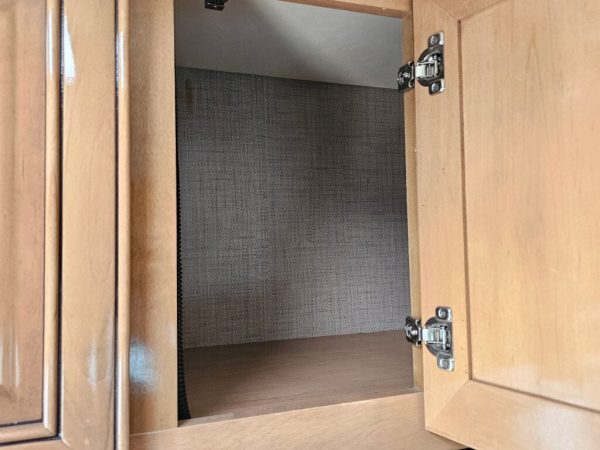 2018 Thor Motor Coach Synergy SD24 - Image 17