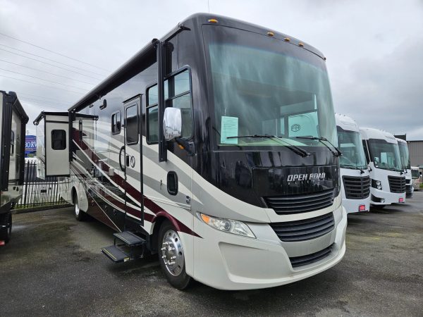 2018 Tiffin Motorhomes Allegro 32SA - Image 19
