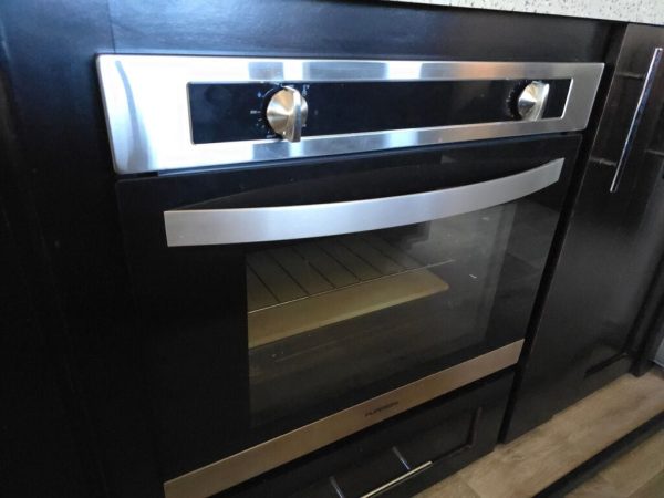2018 Vanleigh RV Vilano 365RL - Image 19