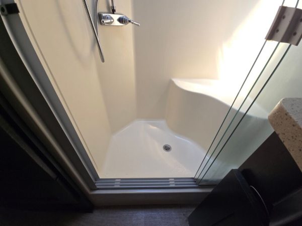 2018 Vanleigh RV Vilano 365RL - Image 27