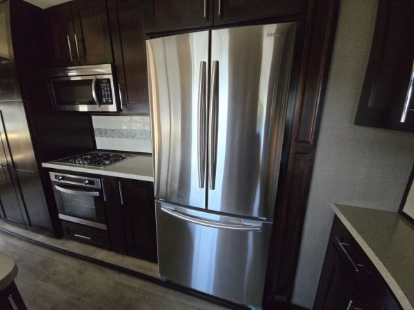 2018 Vanleigh RV Vilano 365RL - Image 30