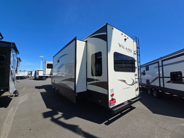 2018 Vanleigh RV Vilano 365RL - Image 5