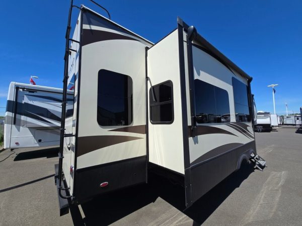2018 Vanleigh RV Vilano 365RL - Image 6