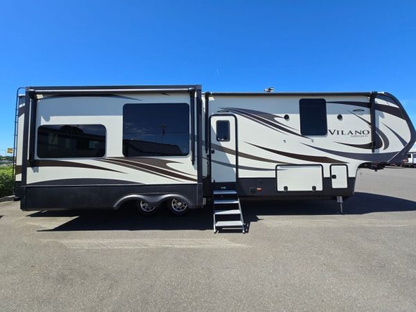 2018 Vanleigh RV Vilano 365RL - Image 7