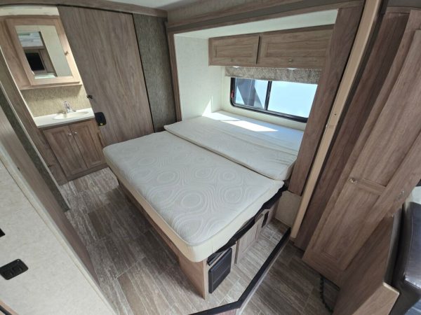 2019 Forest River Forester 2421DS - Image 11