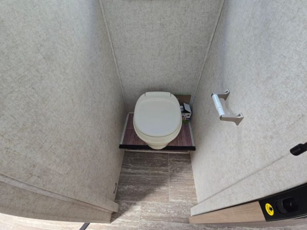 2019 Forest River Forester 2421DS - Image 16
