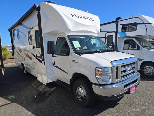 2019 Forest River Forester 2421DS - Image 18