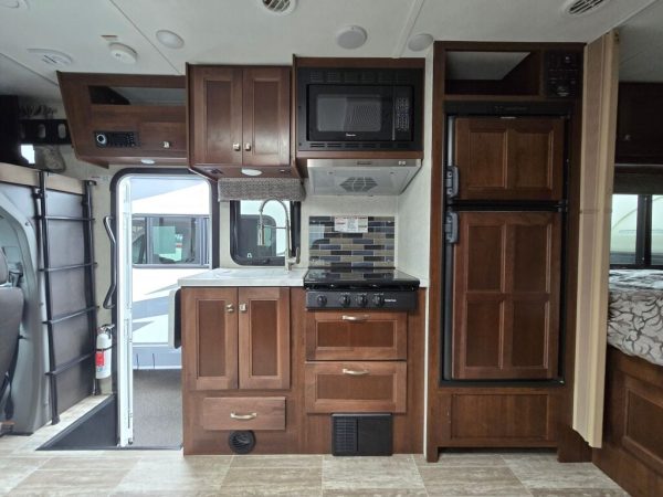 2019 Forest River Sunseeker 2400S MBS - Image 11