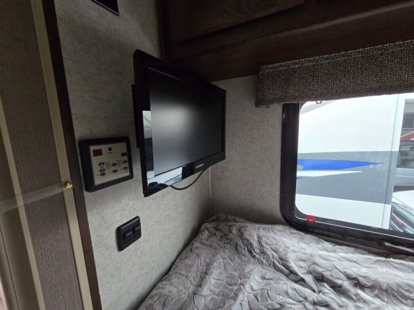 2019 Forest River Sunseeker 2400S MBS - Image 13