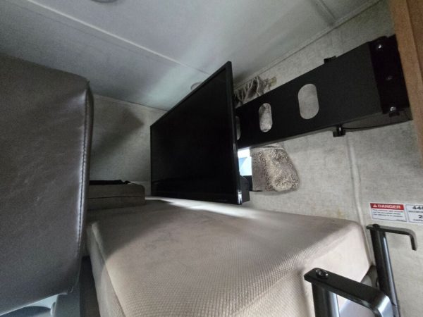 2019 Forest River Sunseeker 2400S MBS - Image 7