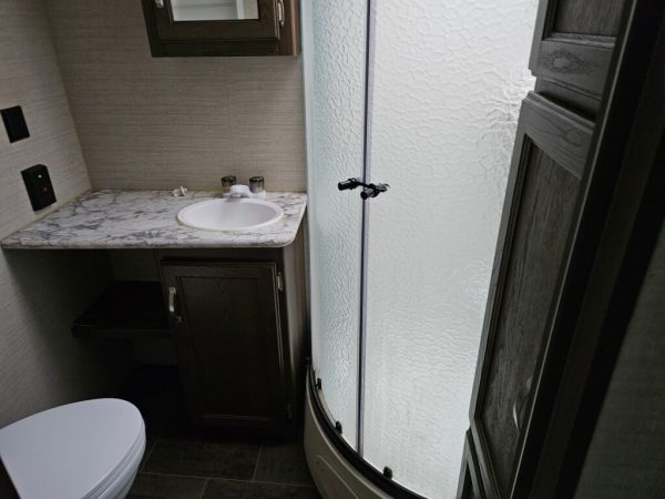 2019 Keystone Bullet 248RKS - Image 16