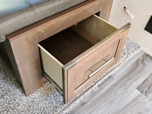 2019 Keystone Cougar 25RESWE - Image 22