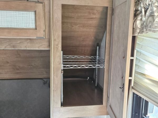 2019 Keystone Cougar 25RESWE - Image 24