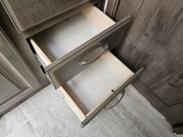 2019 Keystone Montana 3121RL - Image 35