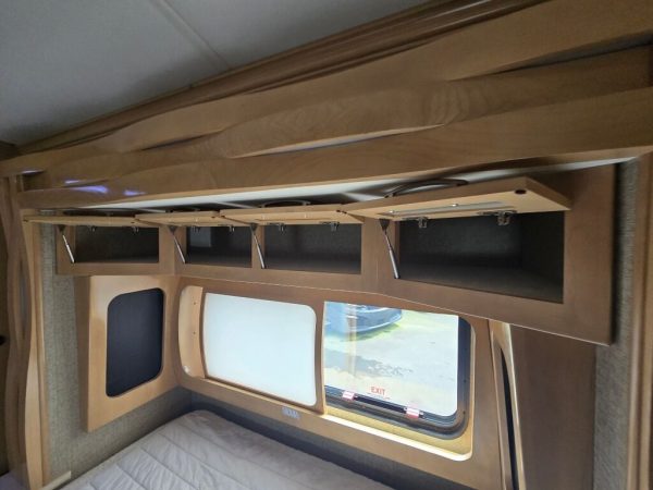 2019 Newmar New Aire 3343 - Image 38