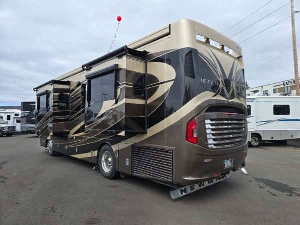 2019 Newmar New Aire 3343 - Image 6